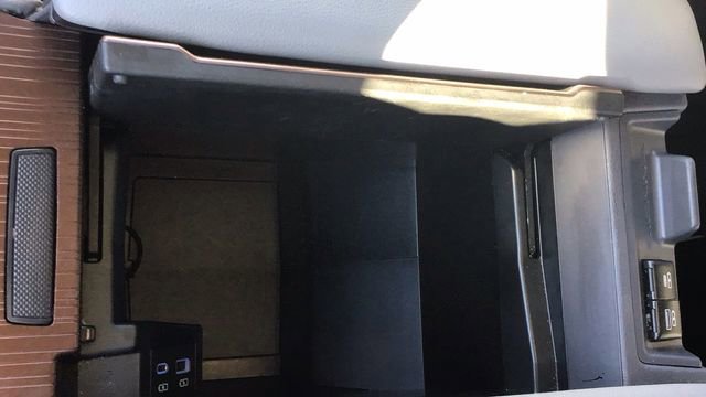 Used 2024 Toyota Sienna XLE image 25