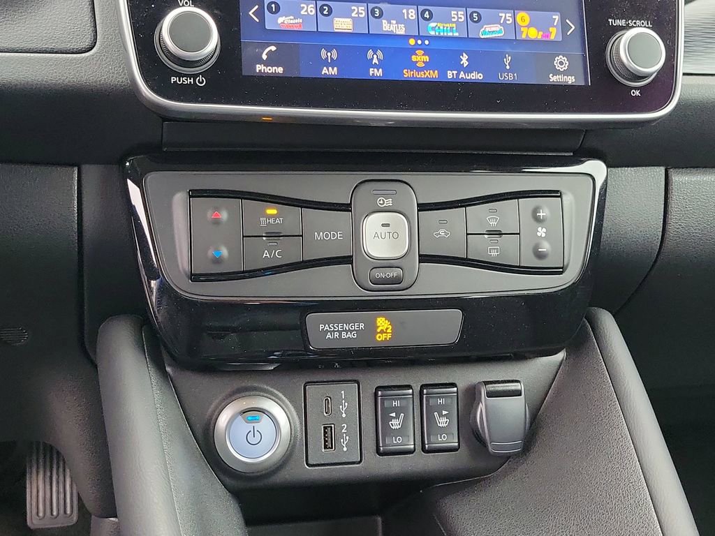 Used 2025 Nissan Leaf SV Plus image 28