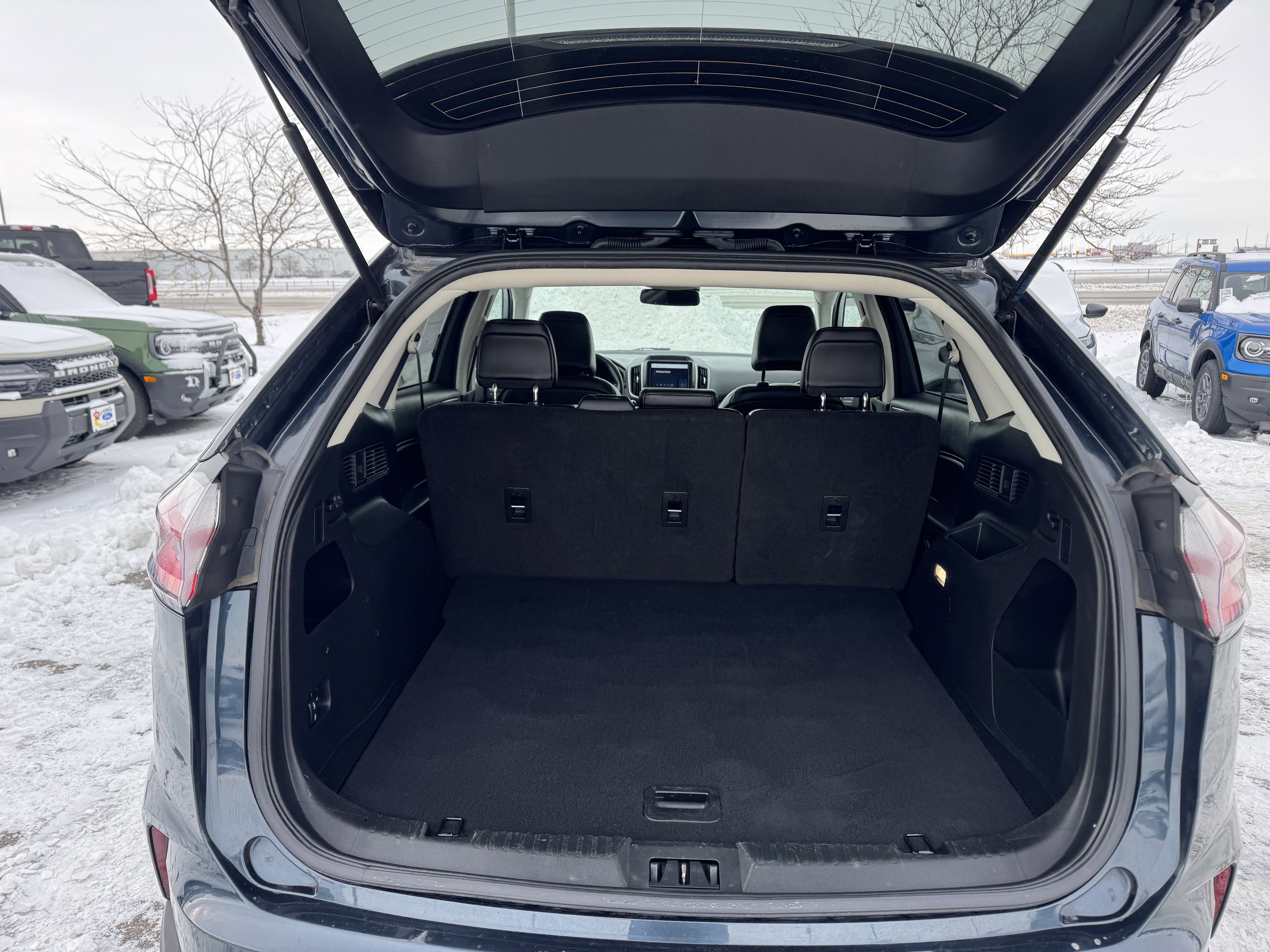 Certified 2024 Ford Edge SEL image 19