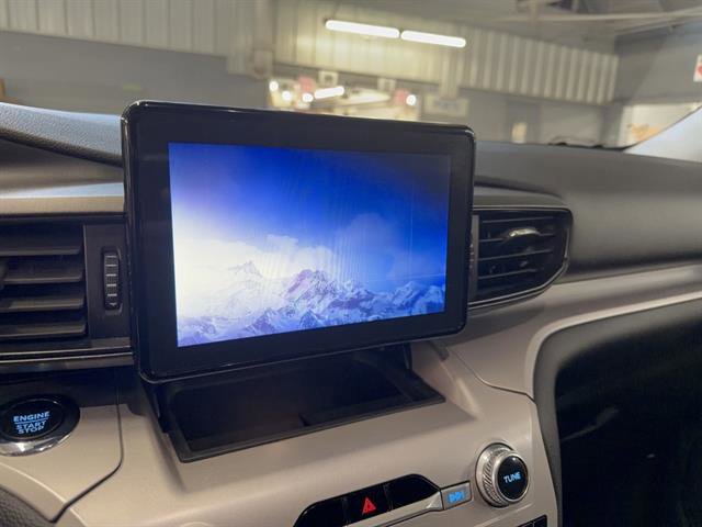 Certified 2023 Ford Explorer XLT image 13