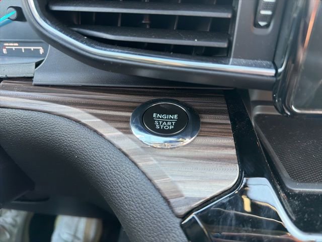 Certified 2022 Ford Explorer Limited image 30