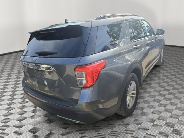 Certified 2023 Ford Explorer XLT w/ Equipment Group 202A RWD image 4
