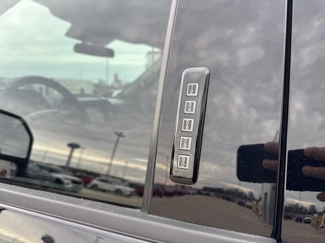 Certified 2022 Ford F350 XLT w/ XLT Premium Package image 23