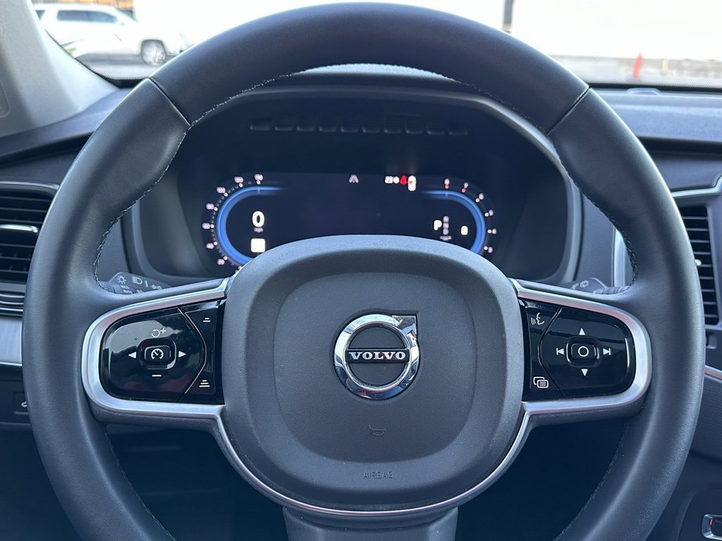 Used 2023 Volvo XC90 B5 Core w/ Protection Package Premier image 29