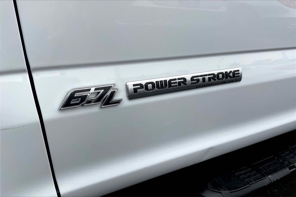 Certified 2022 Ford F250 XL w/ STX Appearance Package image 7