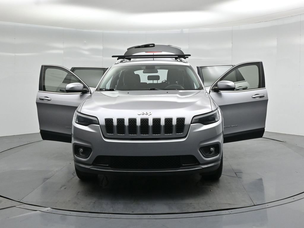 Used 2019 Jeep Cherokee Latitude w/ Popular Appearance Group AWD/4WD image 26