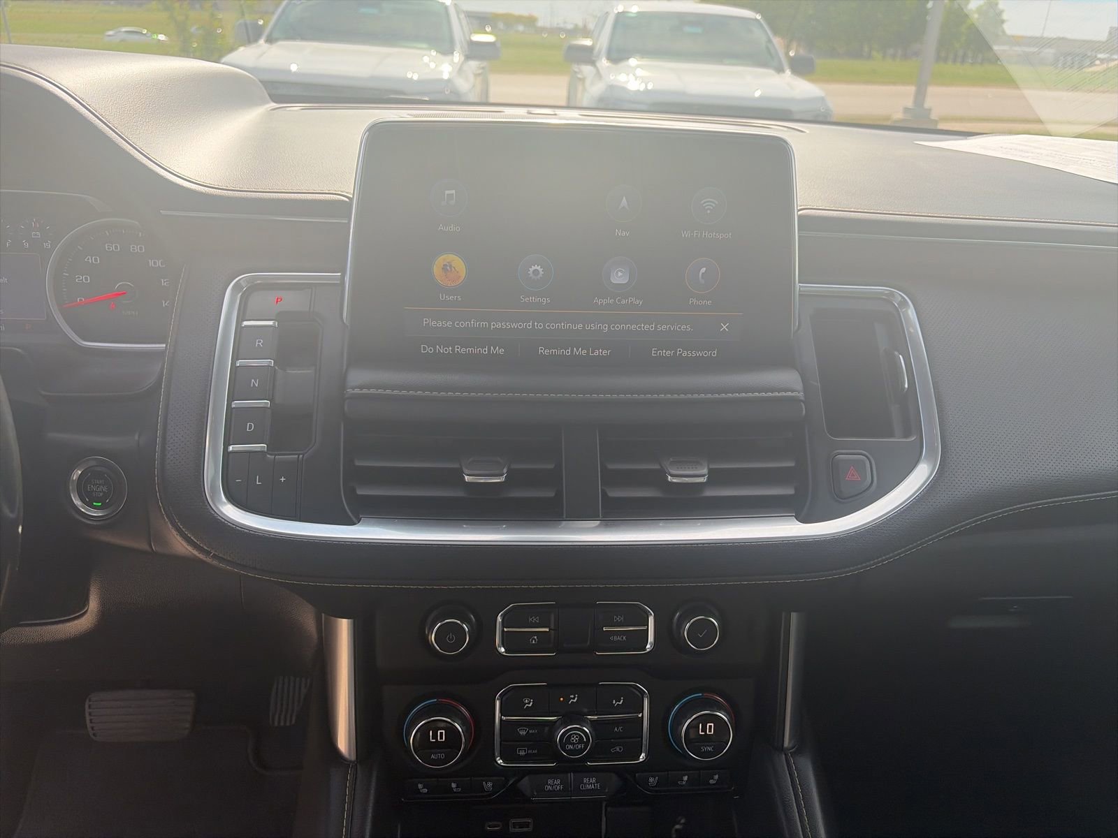 Used 2021 Chevrolet Suburban Premier w/ Premium Package RWD image 19