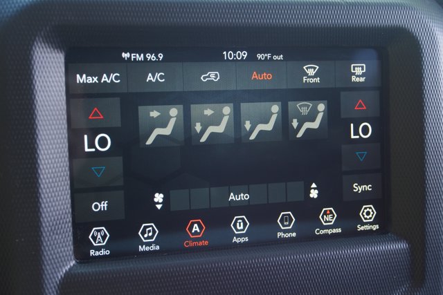 Used 2018 Jeep Wrangler Unlimited Sport S AWD/4WD image 27