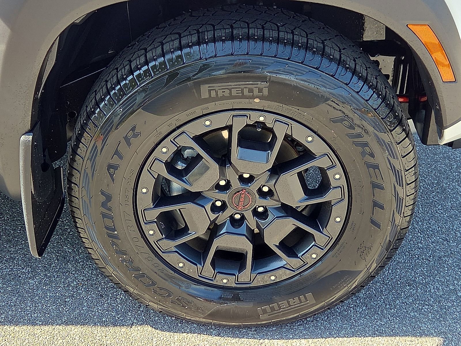 Used 2022 Nissan Frontier PRO-4X w/ Pro-4X Premium Package AWD/4WD image 7