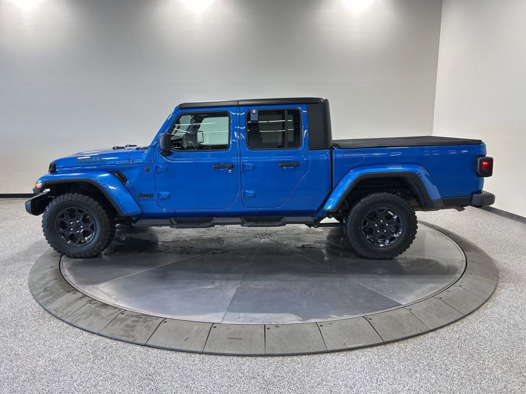 Used 2023 Jeep Gladiator Willys image 2