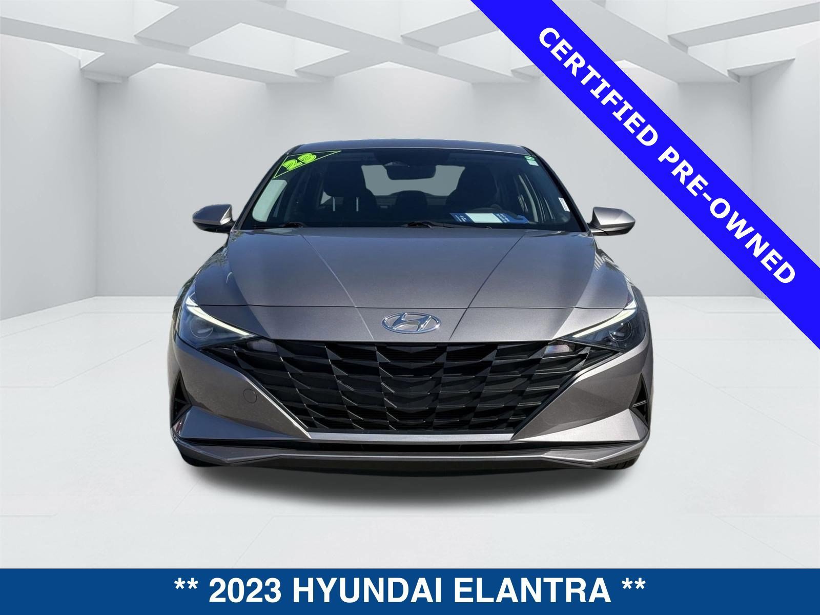 Used 2023 Hyundai Elantra SEL image 8