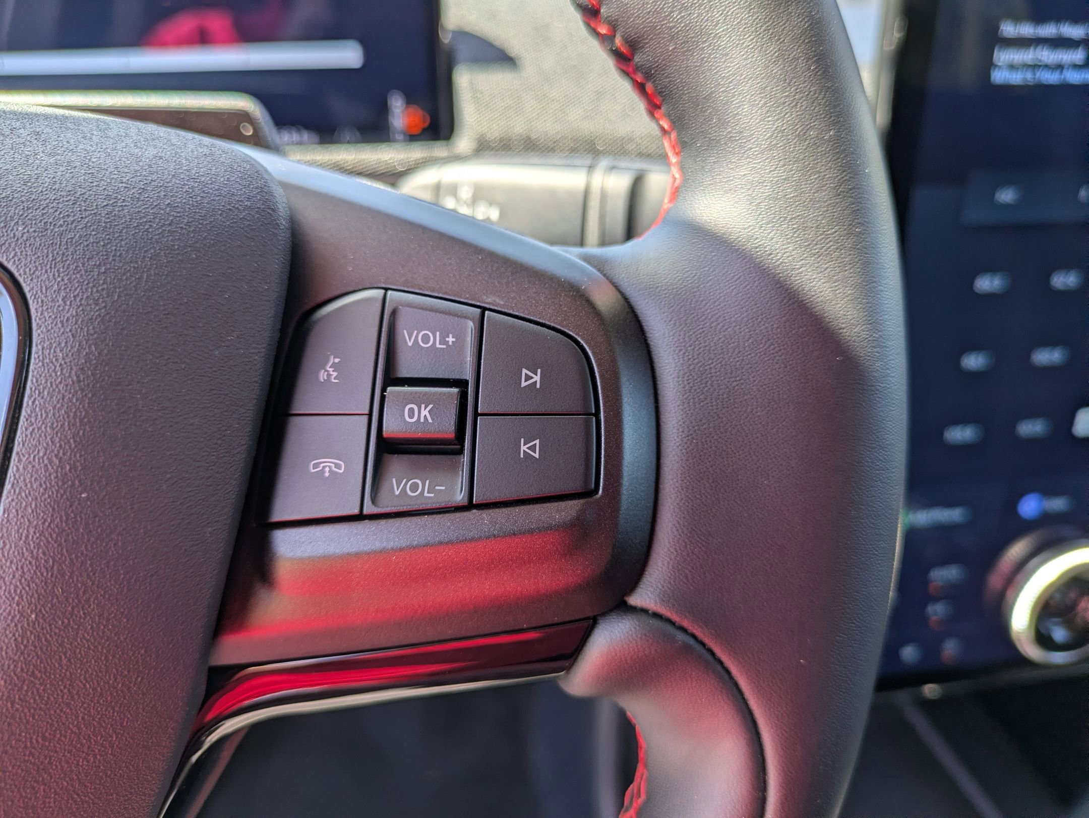 Certified 2025 Ford Mustang Mach-E Premium w/ Sport Appearance Package AWD/4WD image 20