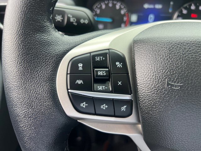 Certified 2022 Ford Explorer Limited w/ Equipment Group 301A AWD/4WD image 22