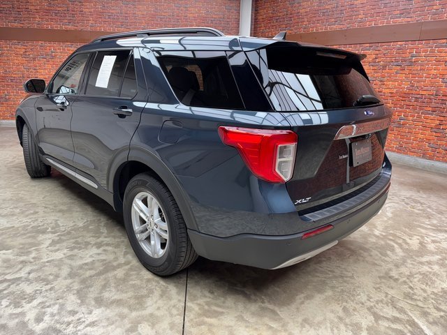 Certified 2022 Ford Explorer XLT w/ Equipment Group 202A image 3