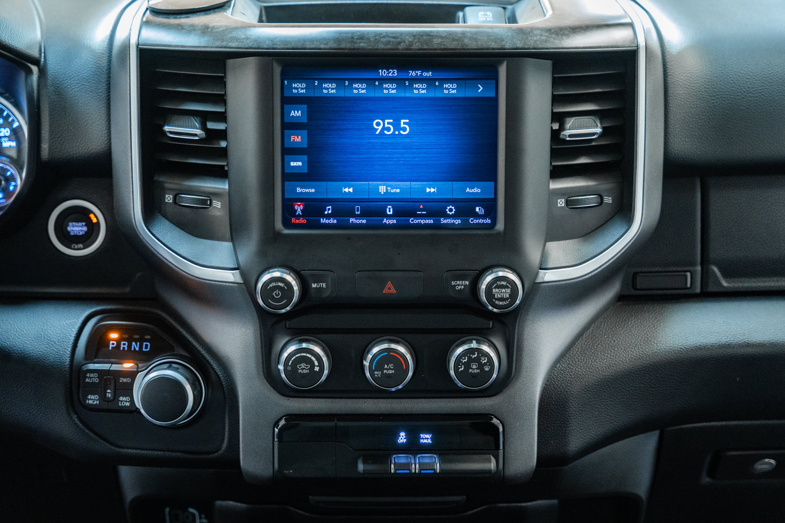 Used 2020 RAM 1500 Big Horn AWD/4WD image 27