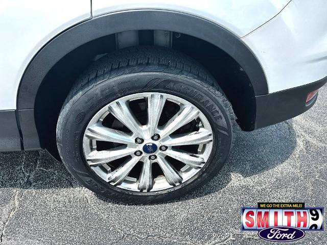 Certified 2017 Ford Escape Titanium FWD image 11