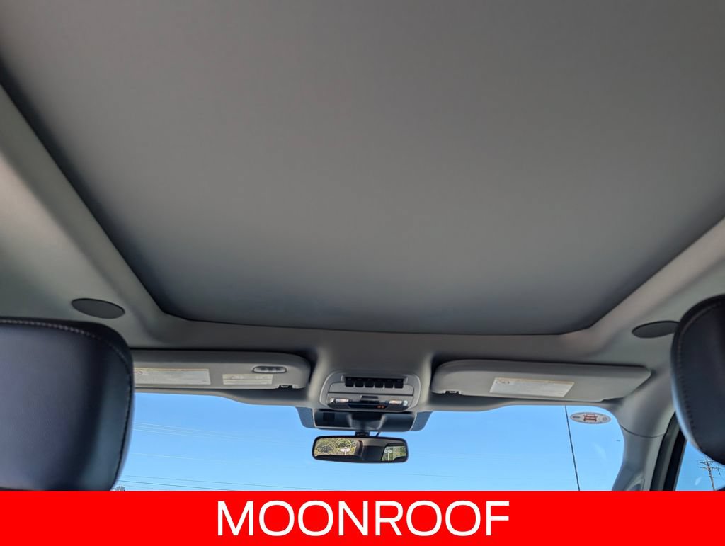 Certified 2025 Ford F250 4x4 Crew Cab Super Duty image 14