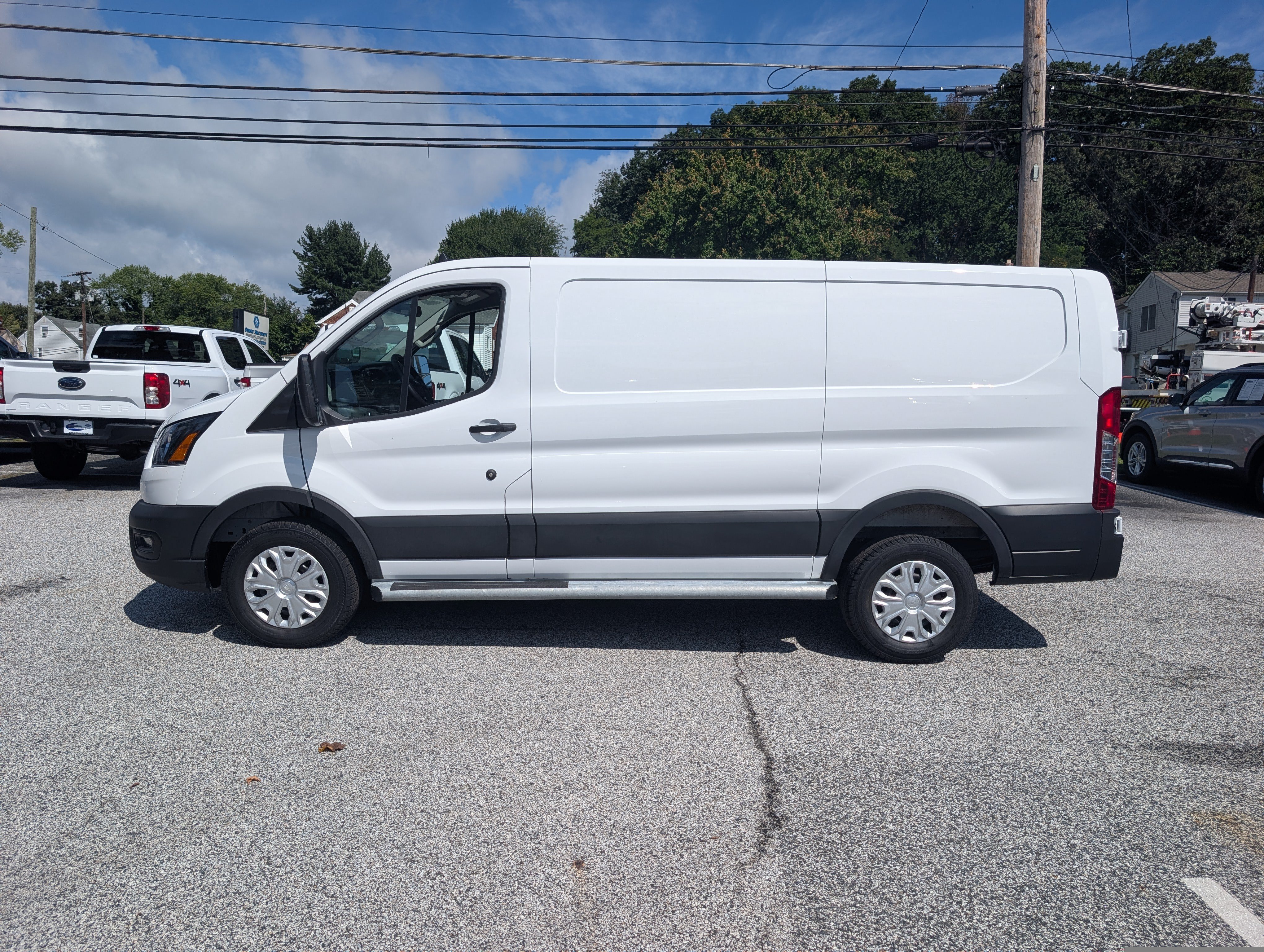 Certified 2025 Ford Transit 250 Low Roof w/ Exterior Upgrade Package RWD image 3