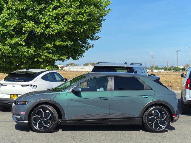 Used 2024 Hyundai Ioniq 5 SE image 2