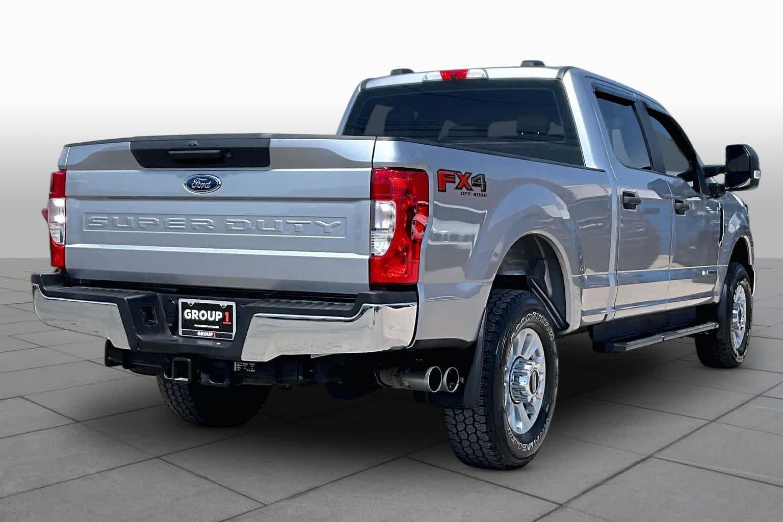 Certified 2022 Ford F250 4x4 Crew Cab Super Duty image 13