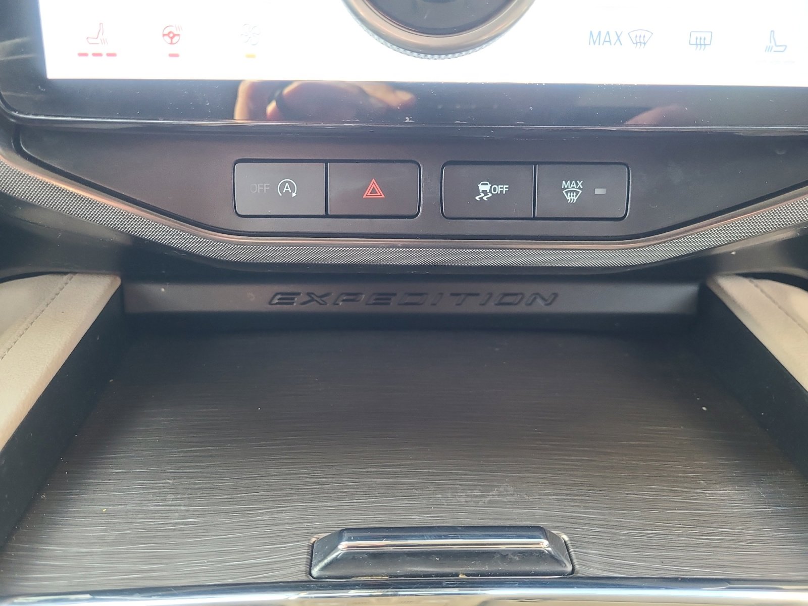 Certified 2024 Ford Expedition Max Limited w/ Excursion Package image 31