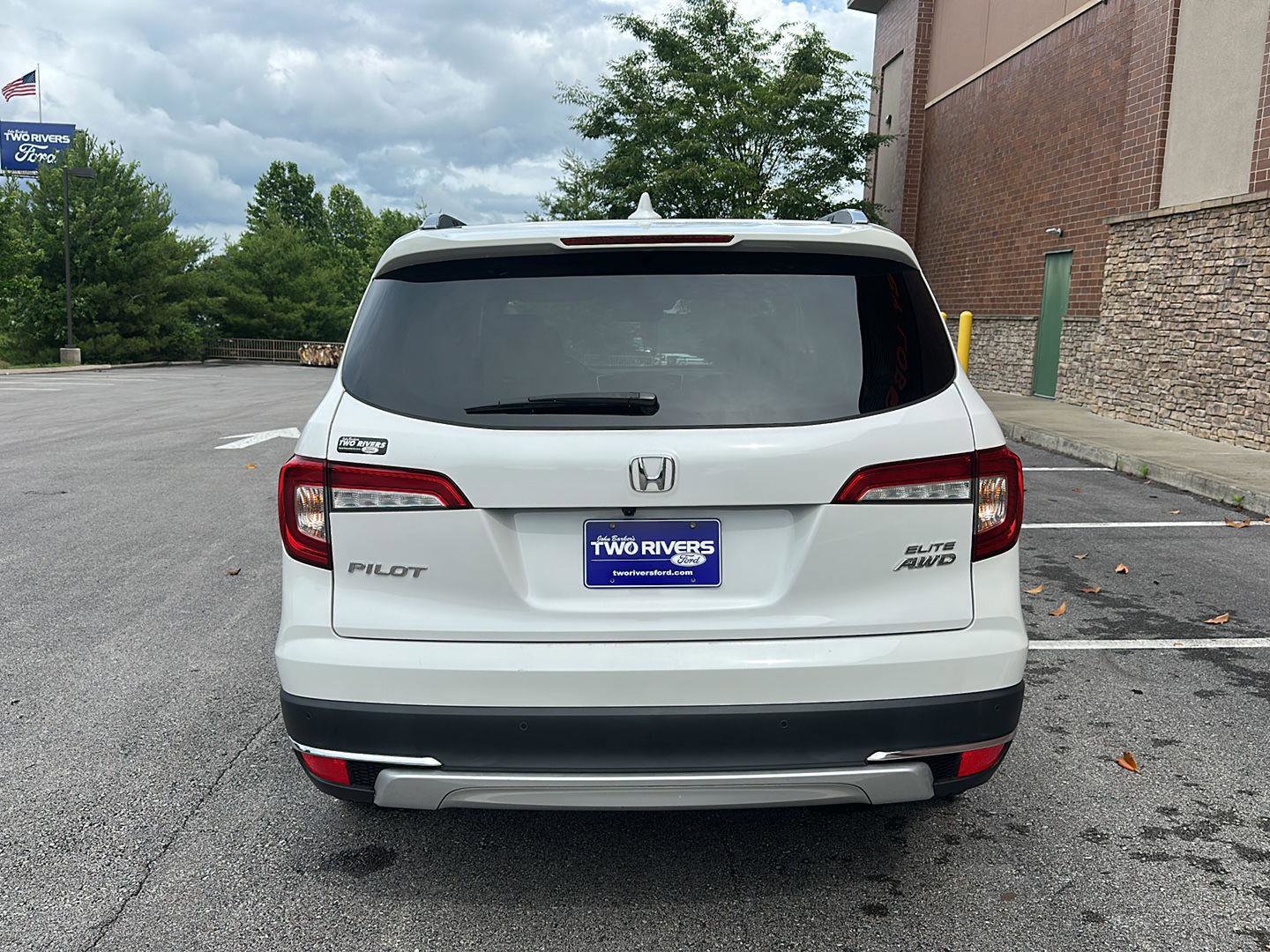 Used 2022 Honda Pilot Elite image 4
