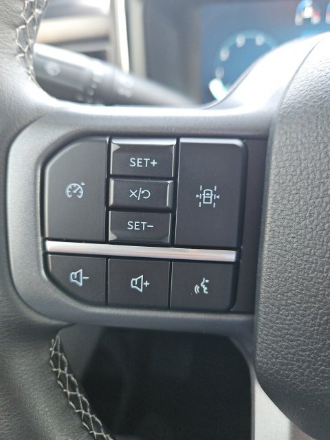 Certified 2025 Ford F250 Lariat w/ Tremor Off-Road Package AWD/4WD image 24