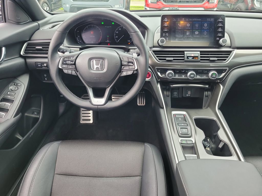 Used 2019 Honda Accord Sport image 12