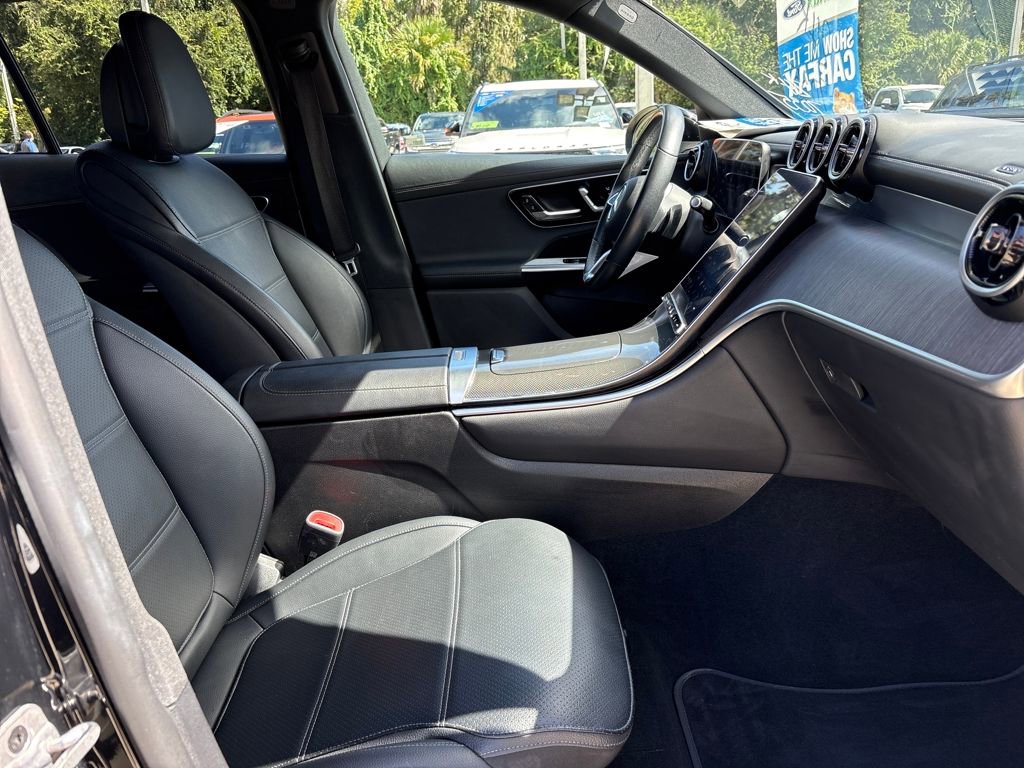 Used 2024 Mercedes-Benz GLC 300 4MATIC image 26