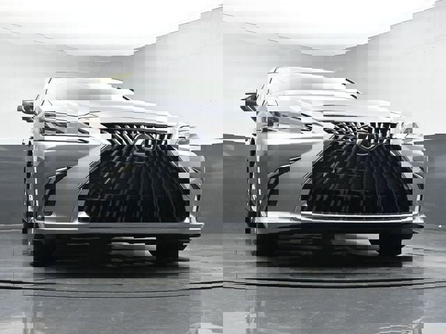 Used 2022 Lexus ES 350 Ultra Luxury w/ Accessory Package FWD image 27