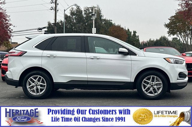 Certified 2024 Ford Edge SEL image 3