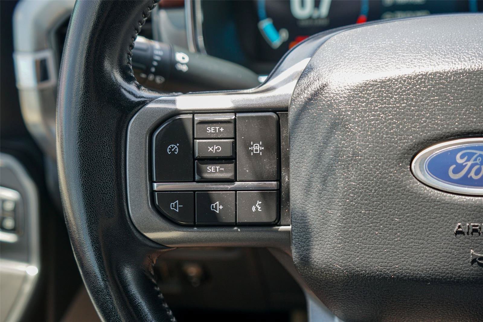 Certified 2022 Ford F150 Lariat AWD/4WD image 18