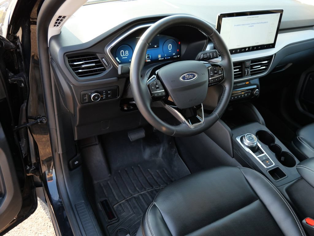 Certified 2024 Ford Escape Platinum AWD/4WD image 12