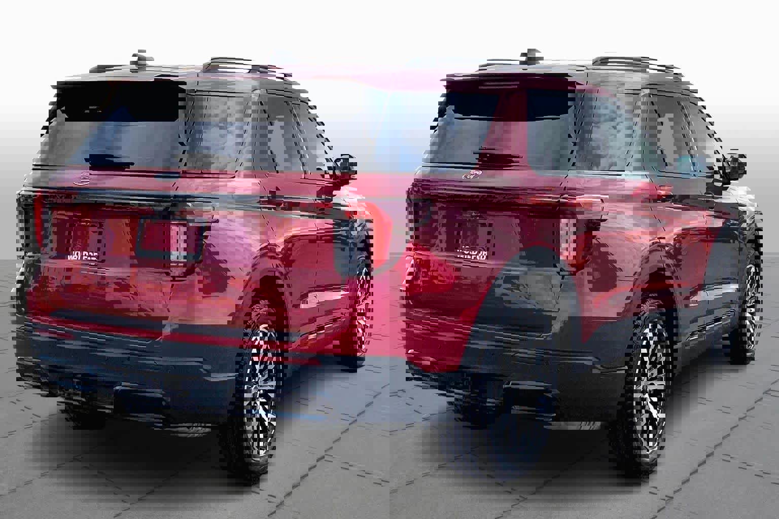 Certified 2025 Ford Explorer ST-Line w/ Premium Package image 3