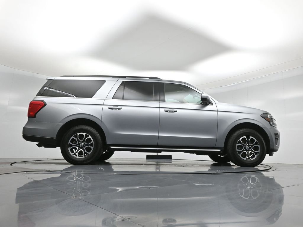 Certified 2023 Ford Expedition Max XLT image 11