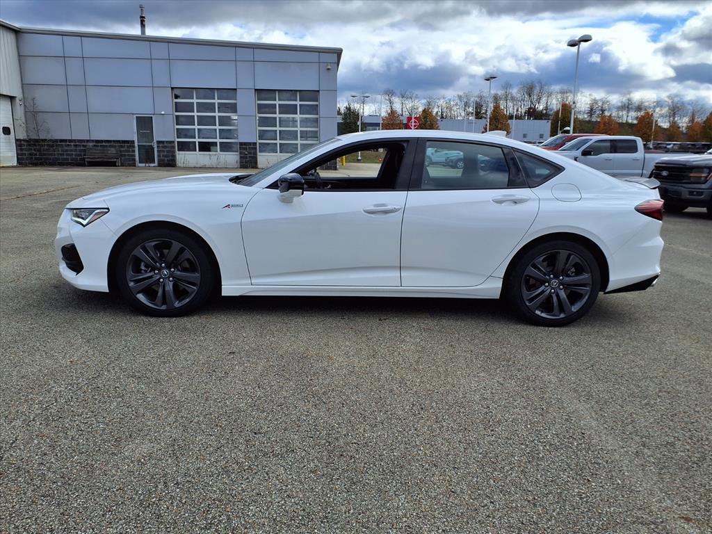 Used 2023 Acura TLX w/A-SPEC image 4