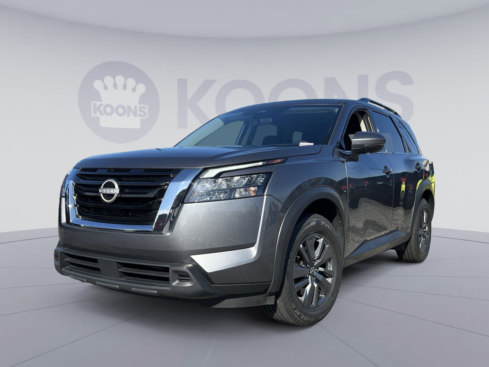 Used 2024 Nissan Pathfinder SV