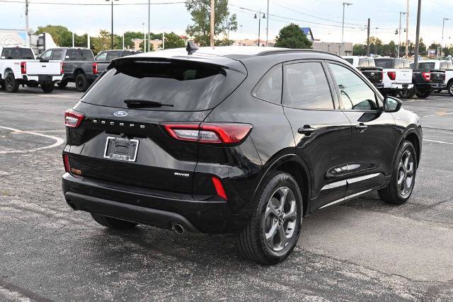Certified 2024 Ford Escape ST-Line w/ Tech Pack #1 AWD/4WD image 9