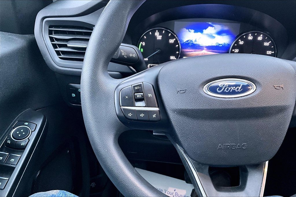 Certified 2022 Ford Escape SE AWD/4WD image 17