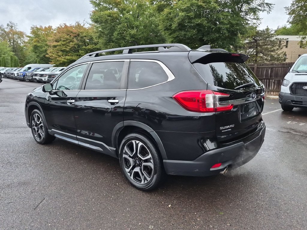 Used 2023 Subaru Ascent Touring AWD/4WD image 6