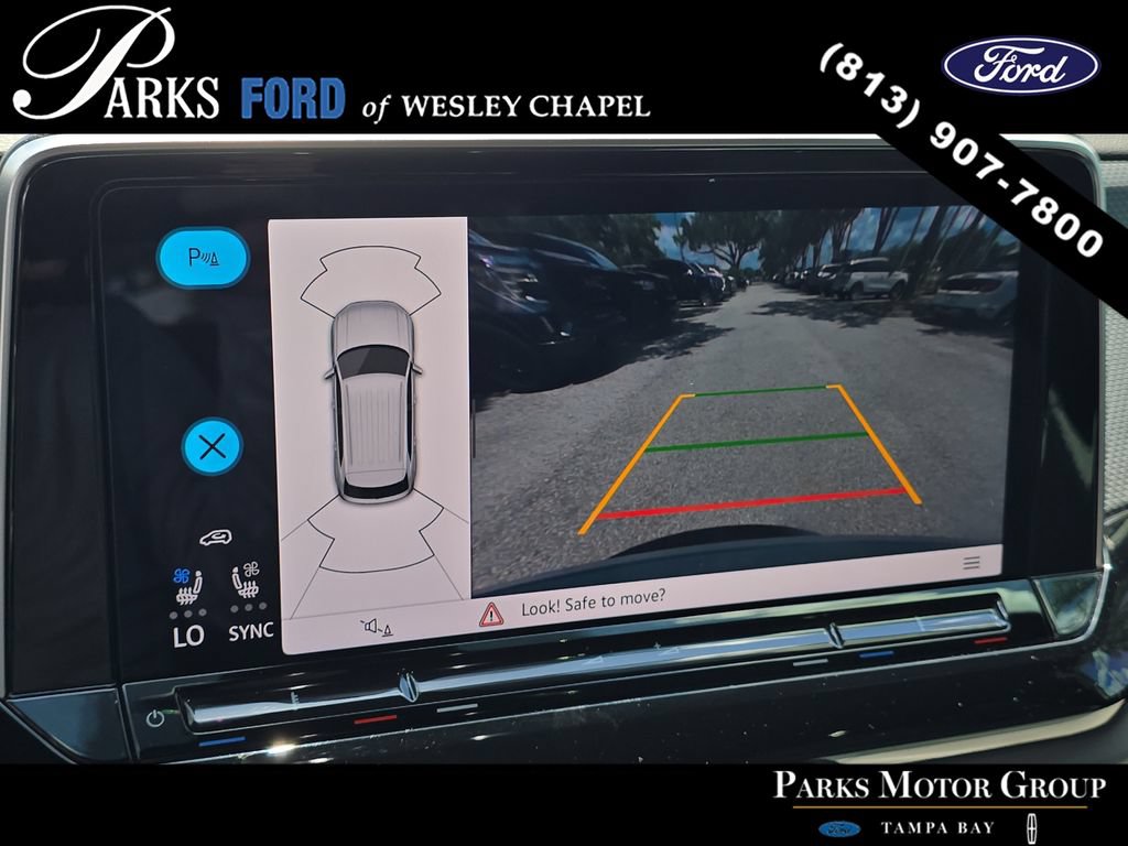 Used 2024 Volkswagen Atlas Cross Sport SEL R-Line AWD/4WD image 23