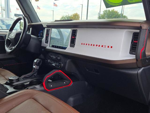 Certified 2023 Ford Bronco Heritage Edition AWD/4WD image 5