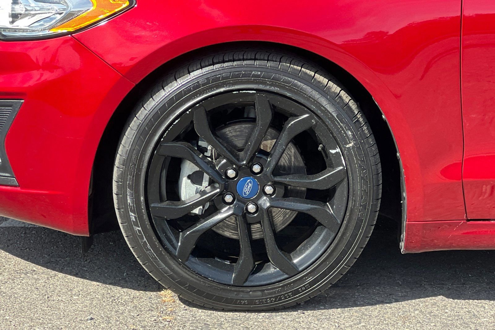 Certified 2019 Ford Fusion SE w/ Equipment Group 151A image 26