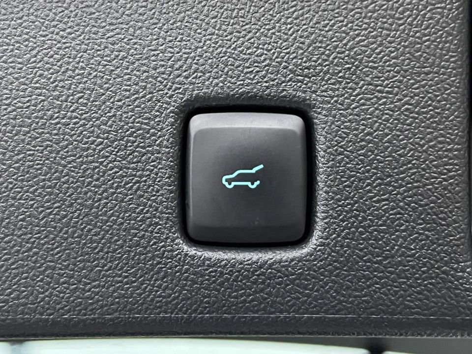 Certified 2023 Ford Escape ST-Line w/ Tech Pack #1 image 39