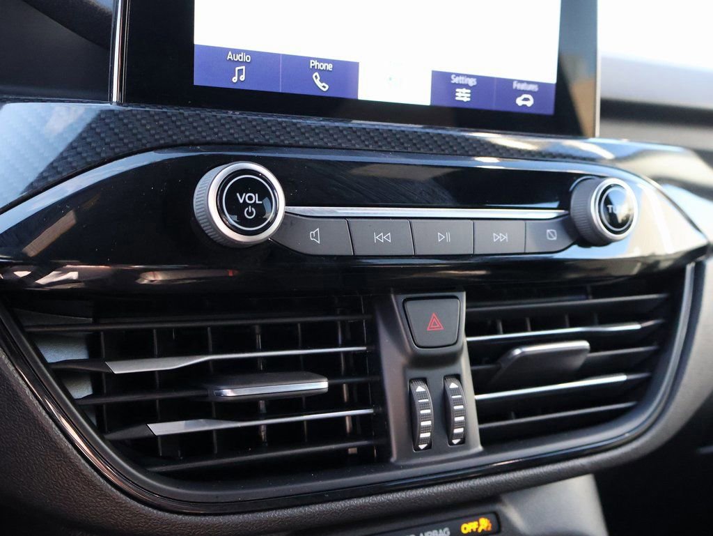 Certified 2025 Ford Escape ST-Line image 36