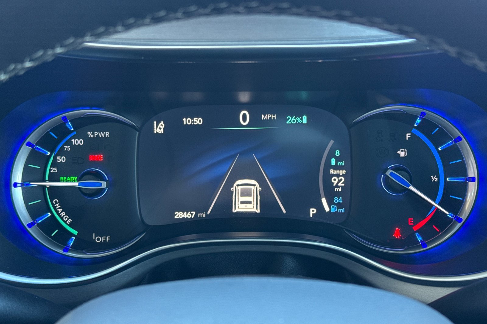 Used 2022 Chrysler Pacifica Limited w/ Uconnect Theater Family Group FWD image 26