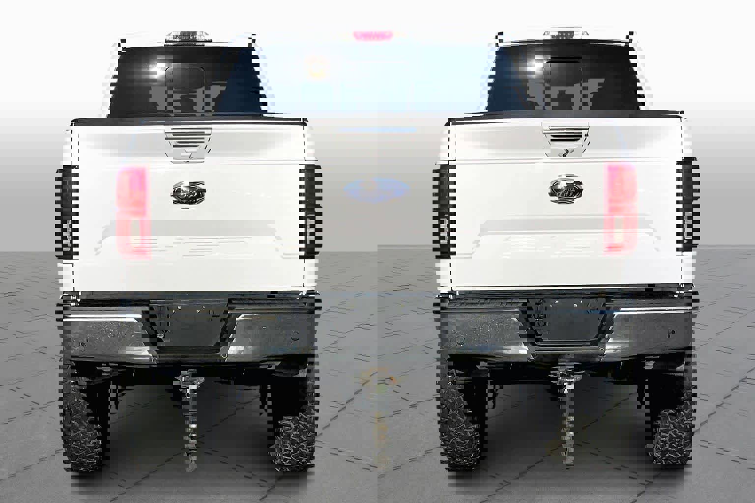 Certified 2020 Ford F150 Lariat w/ Equipment Group 502A Luxury image 3