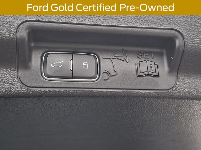 Certified 2022 Ford Explorer XLT w/ Equipment Group 202A AWD/4WD image 34