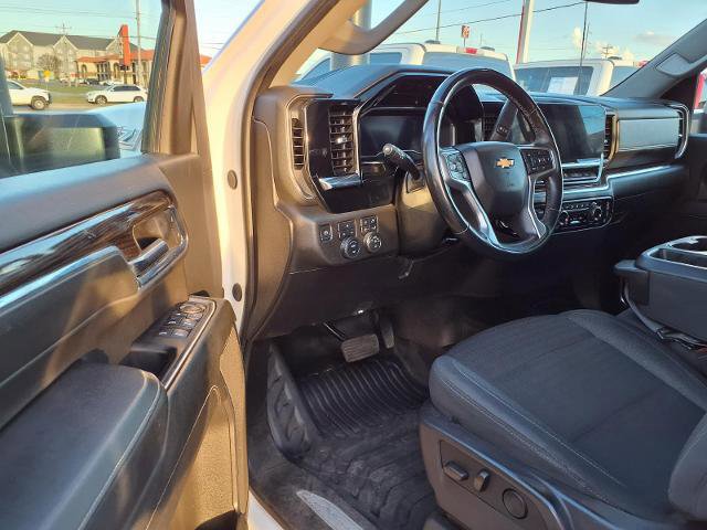 Used 2024 Chevrolet Silverado 3500 LT w/ Safety Package image 9