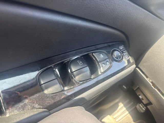 Used 2025 Nissan Altima 2.5 SR FWD image 22